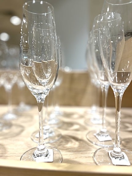 Different Champagne flute options including glassware that is tulip shaped and best for sparkling wines