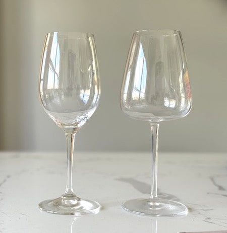 When you’re choosing white wine glasses consider the types of wine you most often drink - a Sauvignon Blanc glass will be quite versatile